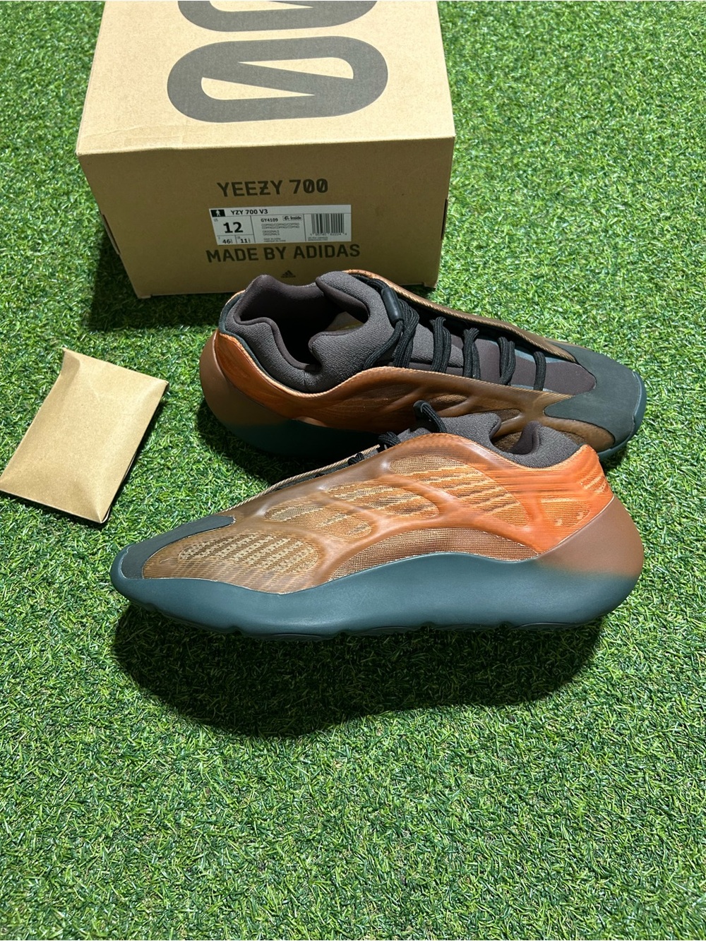 Men’s Adidas Yeezy 700 V2 Copper
